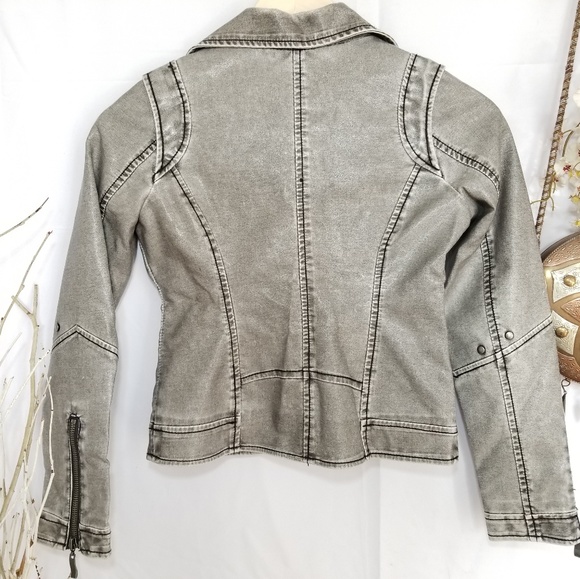 Girls faux leather studded motorcycle jacket 10 - Picture 3 of 4